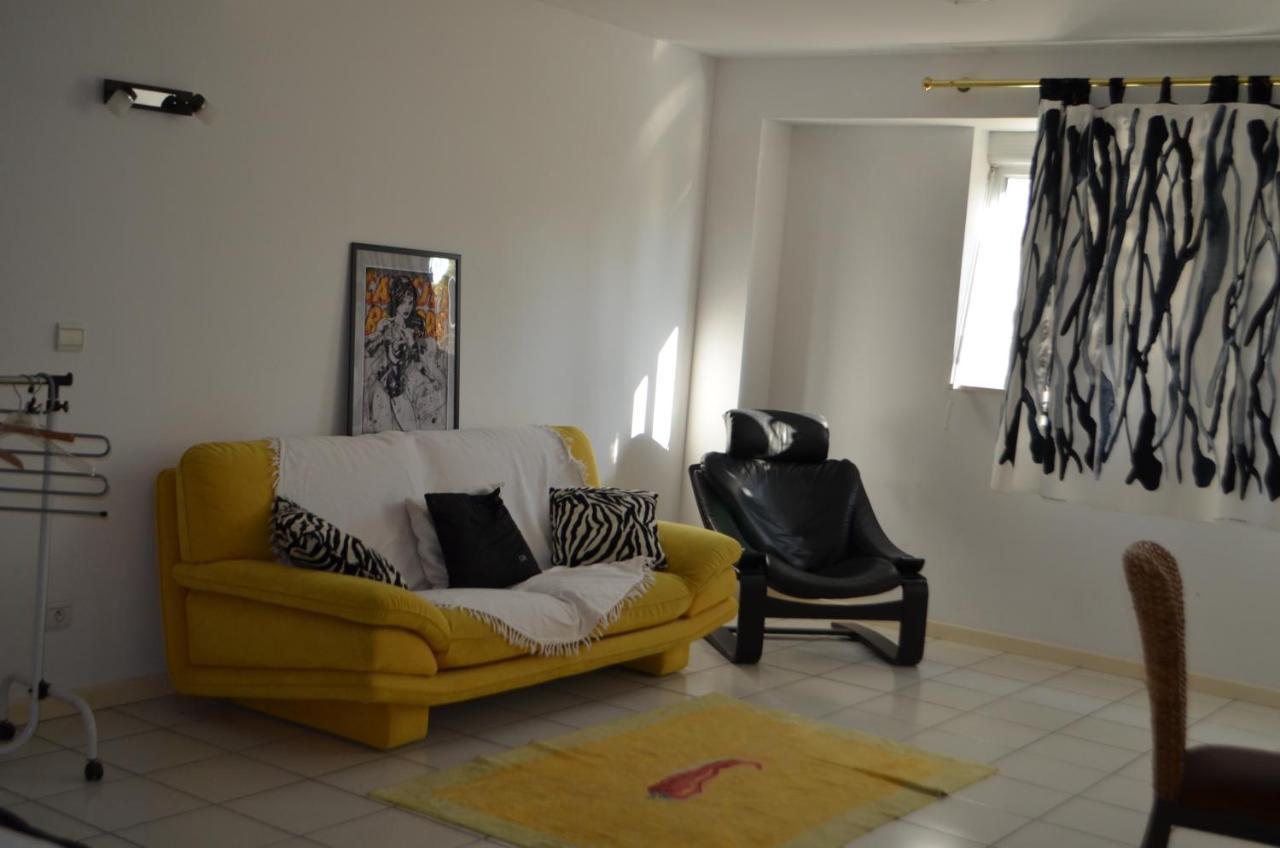 Chambre D'Hotes The Yellow Cube Обьер Экстерьер фото